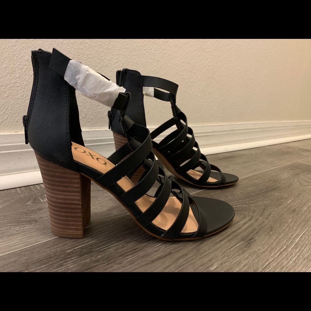 Black strappy sandals